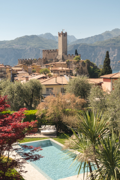 Piscina riscaldata al sale dell’Eco Hotel Ariston a Malcesine