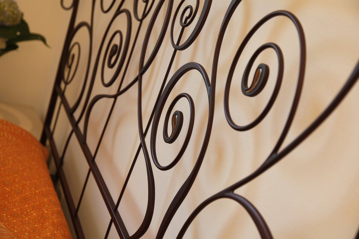 Superior Rooms | Eleganti e confortevoli, con balcone affacciato sul giardino e arredi in armonia con l’ambiente naturale della struttura. 